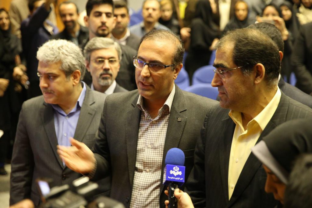 بازدید وزیر محترم بهداشت از دومین همایش و فن بازار ملی سلامت